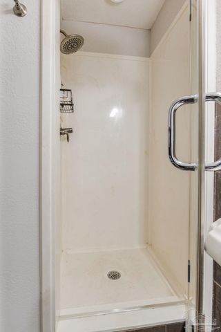 10111 Sinton Dr, Pensacola, FL 32507