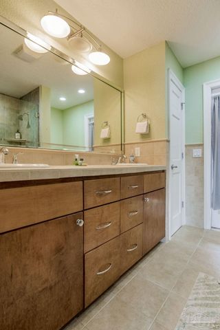 10111 Sinton Dr, Pensacola, FL 32507