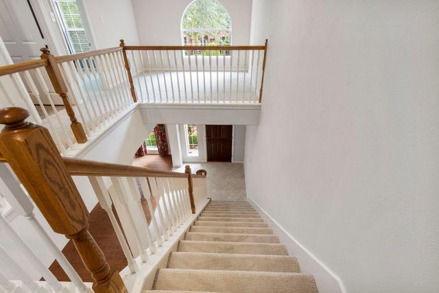 150 W Bristol Oak Circle, The Woodlands, TX 77382