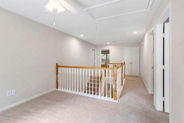150 W Bristol Oak Circle, The Woodlands, TX 77382