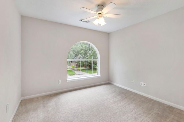 150 W Bristol Oak Circle, The Woodlands, TX 77382