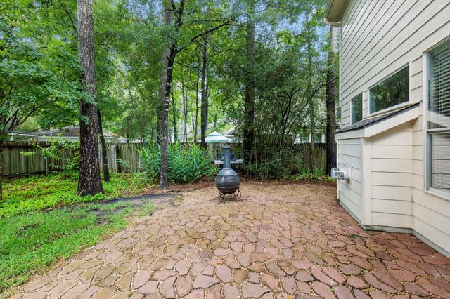 150 W Bristol Oak Circle, The Woodlands, TX 77382
