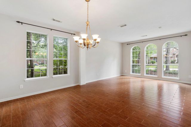 150 W Bristol Oak Circle, The Woodlands, TX 77382