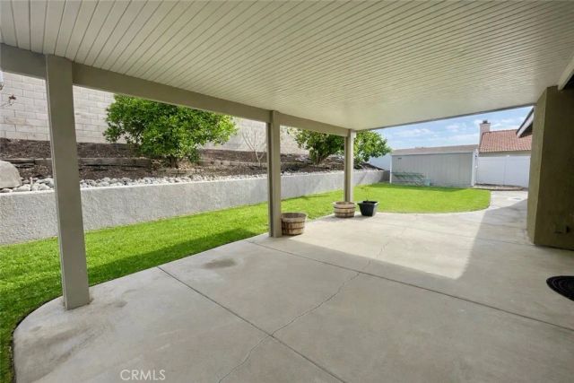 2058 W Fairview Drive, Rialto, CA 92377