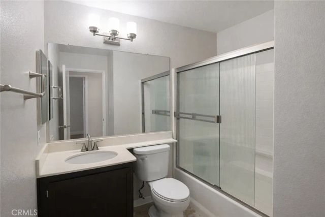 2058 W Fairview Drive, Rialto, CA 92377