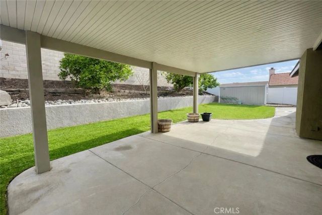 2058 W Fairview Drive, Rialto, CA 92377