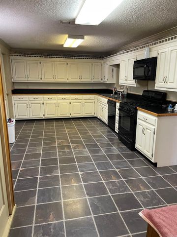 2180 Malvern Road, Arkadelphia, AR 71923