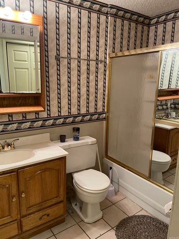 2180 Malvern Road, Arkadelphia, AR 71923