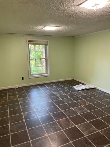 2180 Malvern Road, Arkadelphia, AR 71923