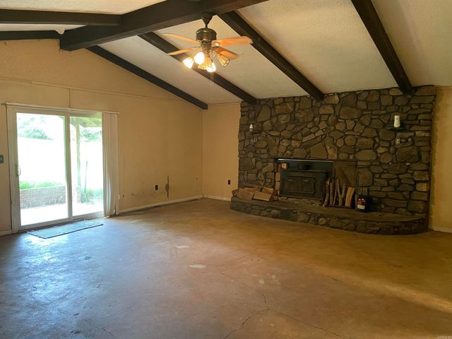 2180 Malvern Road, Arkadelphia, AR 71923