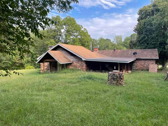 2180 Malvern Road, Arkadelphia, AR 71923