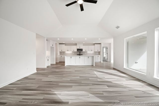 13135 S 105th East Avenue, Bixby, OK 74008