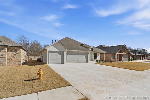 13135 S 105th East Avenue, Bixby, OK 74008