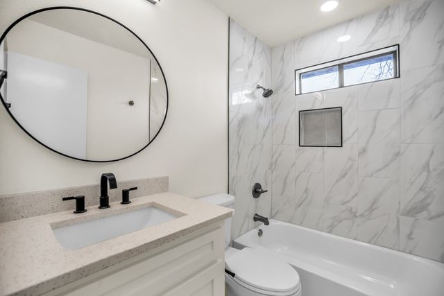 703 Meadowcreek Court, Garland, TX 75043