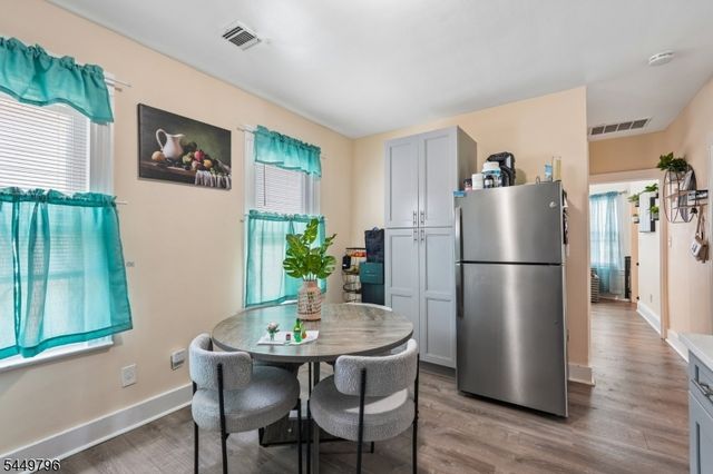 155 Hayward Pl, Wallington Boro, NJ 07057