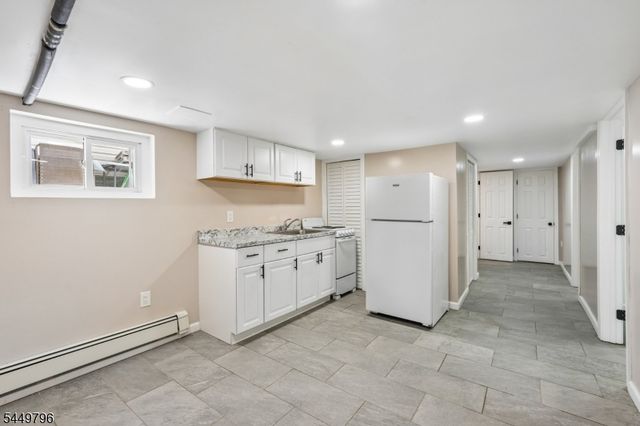155 Hayward Pl, Wallington Boro, NJ 07057