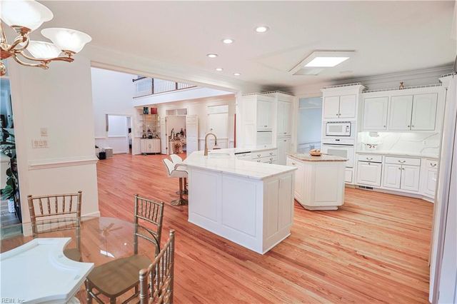 315 Wormley Creek DR, Yorktown, VA 23692