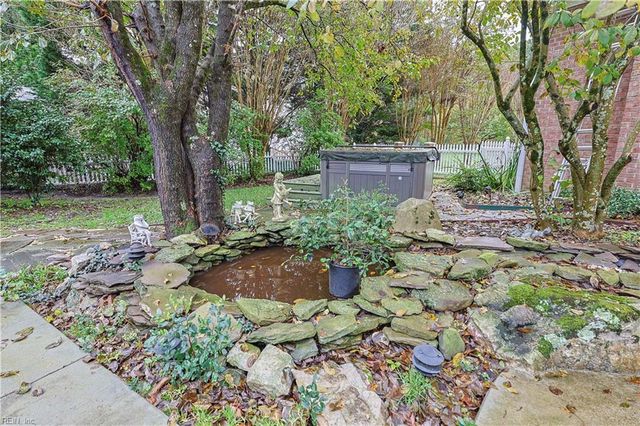 315 Wormley Creek DR, Yorktown, VA 23692