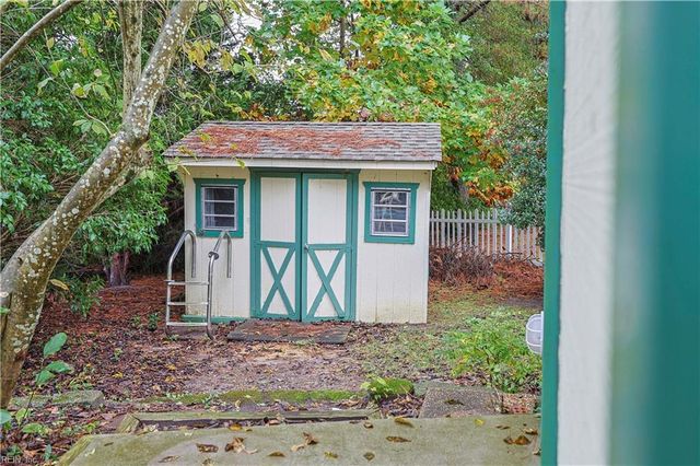 315 Wormley Creek DR, Yorktown, VA 23692