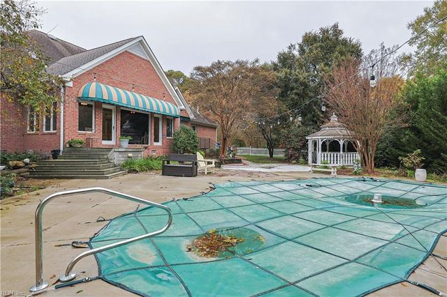 315 Wormley Creek DR, Yorktown, VA 23692