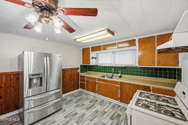 649 Elysian Avenue, Toledo, OH 43607