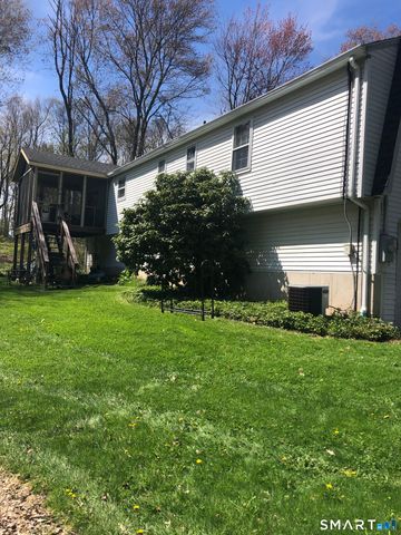 3 Short Lane, Simsbury, CT 06070