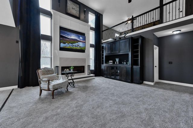 1669 Forest View Drive, Pataskala, OH 43062