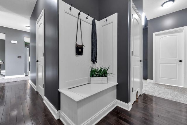 1669 Forest View Drive, Pataskala, OH 43062