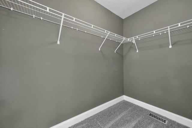 1669 Forest View Drive, Pataskala, OH 43062