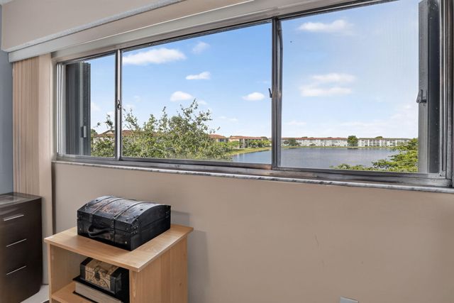 1500 SW 131st Avenue 410N, Pembroke Pines, FL 33027