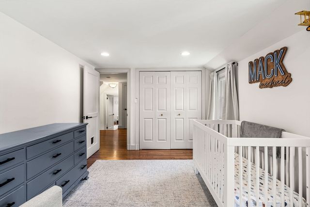 17 Lowell St, Andover, MA 01810