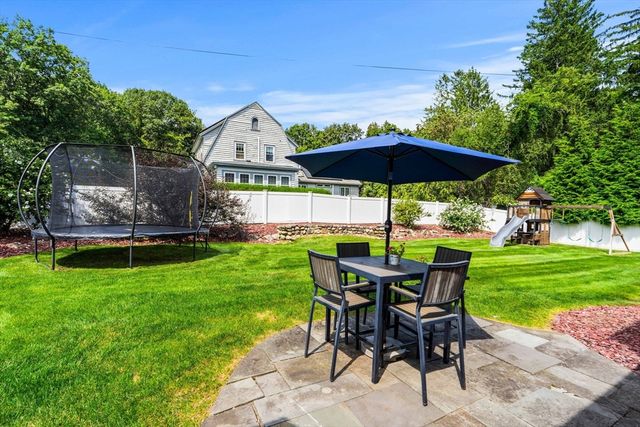 17 Lowell St, Andover, MA 01810