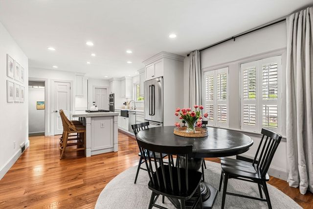 17 Lowell St, Andover, MA 01810