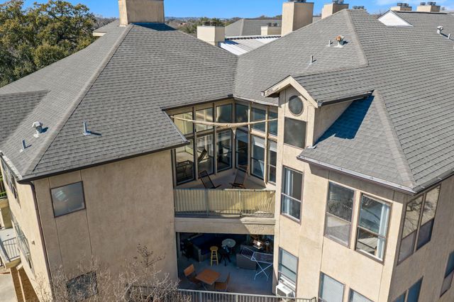 1910 Robbins PL 311, Austin, TX 78705