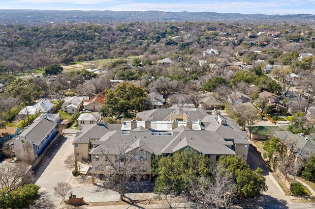 1910 Robbins PL 311, Austin, TX 78705