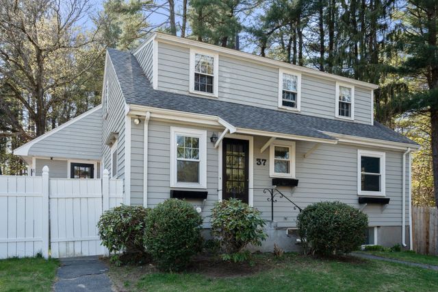 37 School Street, Weston, MA 02493