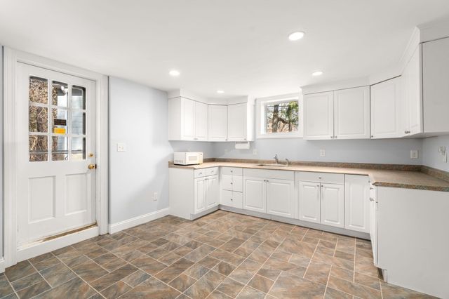 37 School Street, Weston, MA 02493