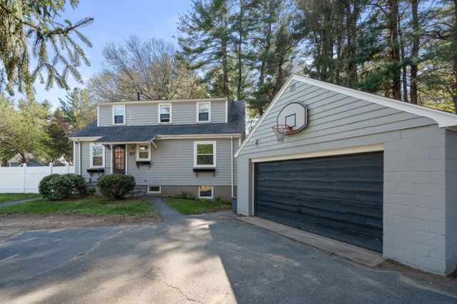 37 School Street, Weston, MA 02493