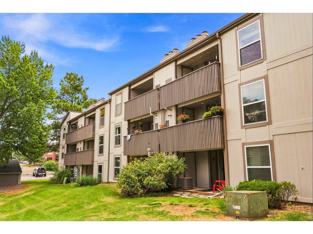 7265 S Xenia Cir E, Centennial, CO 80112