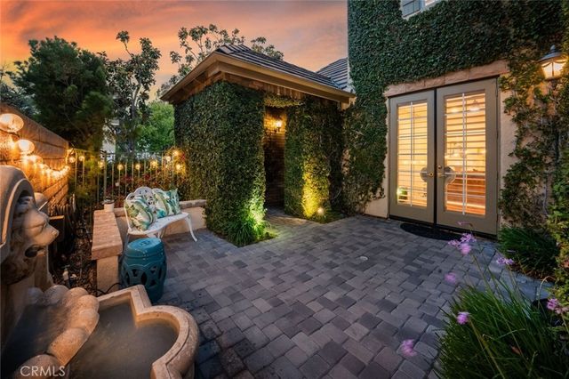 27052 Island Road, Valencia, CA 91355