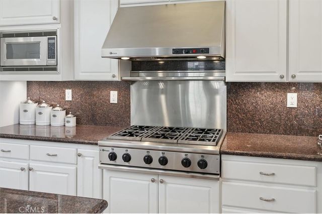 27052 Island Road, Valencia, CA 91355