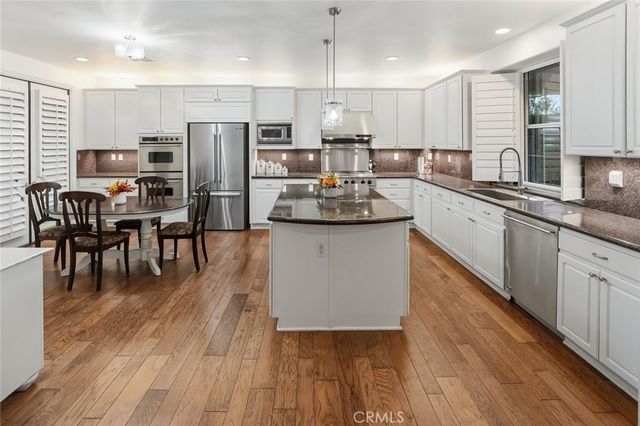 27052 Island Road, Valencia, CA 91355