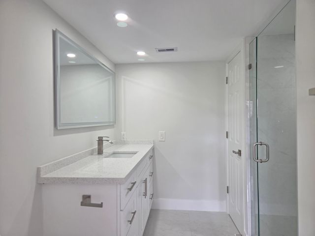 14460 Strathmore Lane 307, Delray Beach, FL 33446