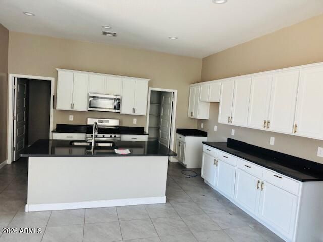 40957 W SHAVER Drive, Maricopa, AZ 85138