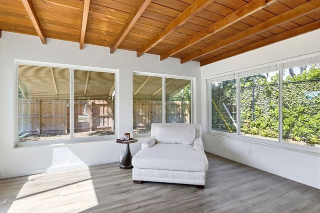 861 NE 9th Avenue, Pompano Beach, FL 33060