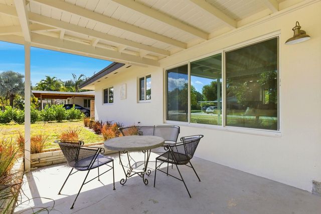 861 NE 9th Avenue, Pompano Beach, FL 33060