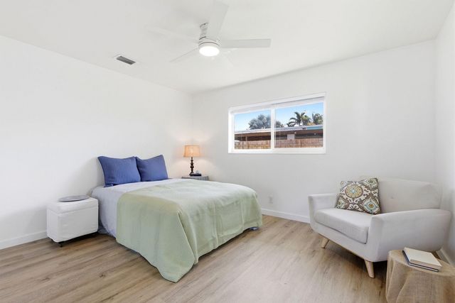 861 NE 9th Avenue, Pompano Beach, FL 33060