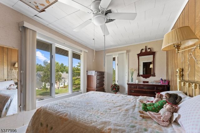 401 Brookside Pl, Garwood Boro, NJ 07027