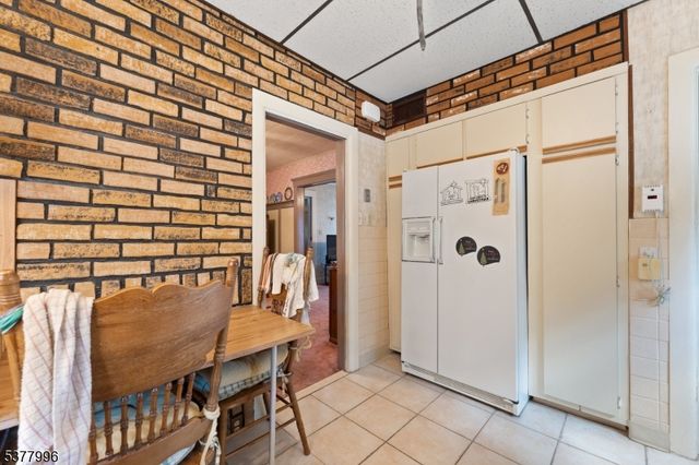 401 Brookside Pl, Garwood Boro, NJ 07027