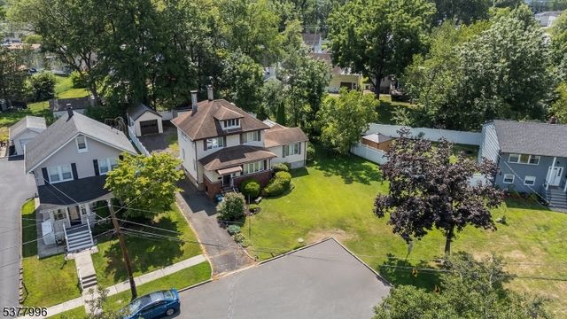 401 Brookside Pl, Garwood Boro, NJ 07027